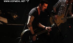 Theory Of A Deadman 13