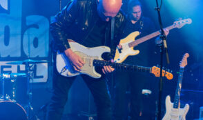 Zed Mitchell Band 6