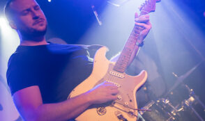Zed Mitchell Band 23