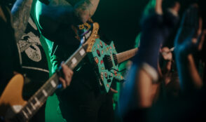 Atreyu 26