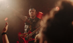 Atreyu 9